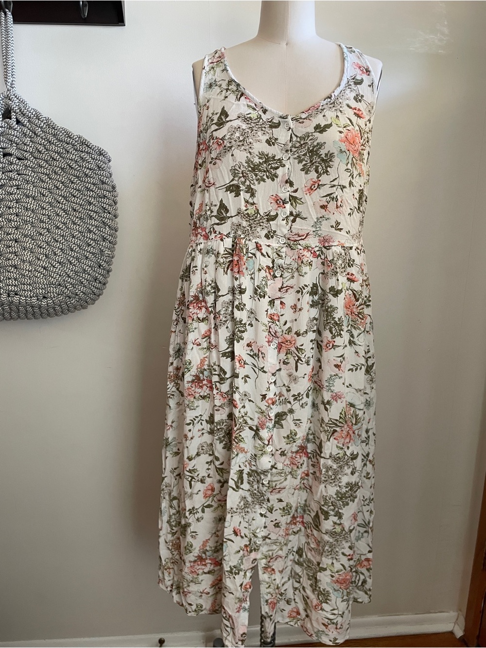 Frye floral white tank top knee length dress